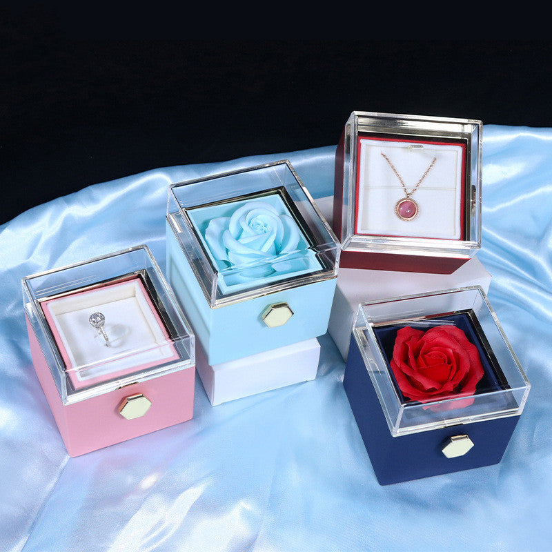 Rotating rose gift box in pink